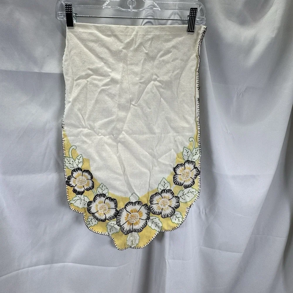 Hand Stiched‎ SunFlower Table Runner Approx. 14x45